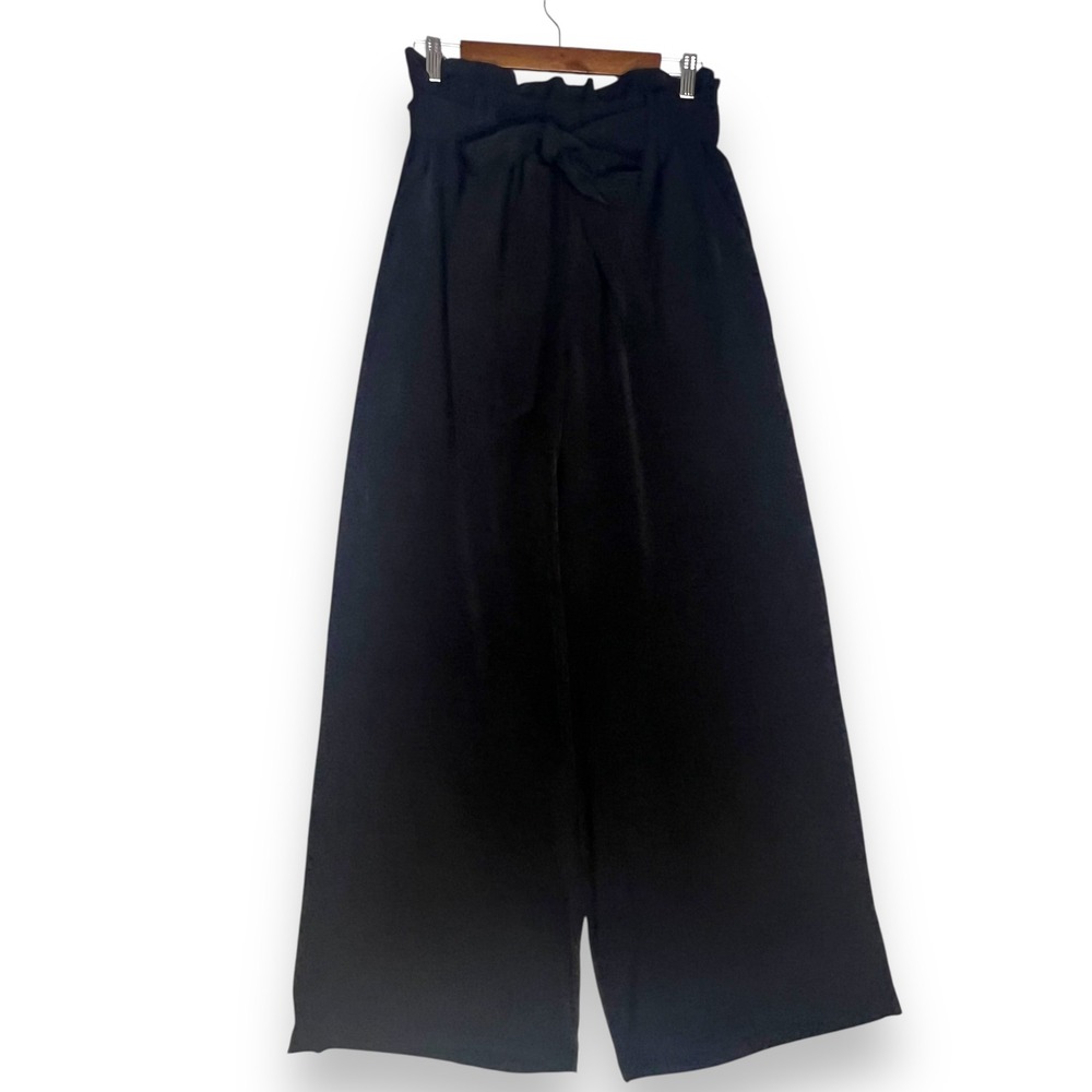 Moon River Wide Leg Pants‎ Paper Bag Waist Textured Black Pockets Capsule L